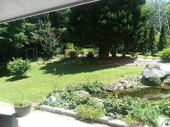 4th image of 212 Haywood Knolls Dr