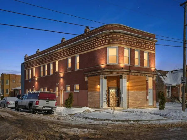 3858 W Ohio St, Chicago, IL 60624