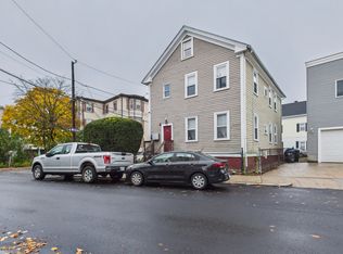 29 Gesler St #2R, Providence, RI 02909