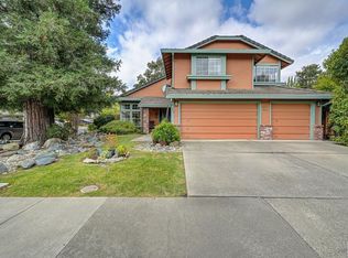 242 Alder Crest Way, Vacaville, CA 95688