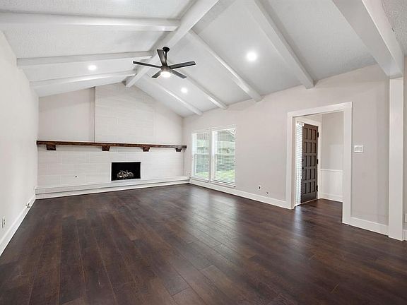 4th image of 22222 Greenbrook Dr