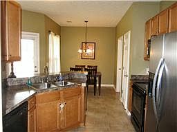 Kitchen and Breakfast Area 