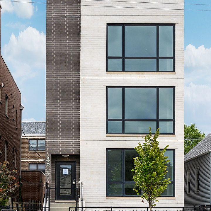 1st image of 4321 N Cicero Ave #1