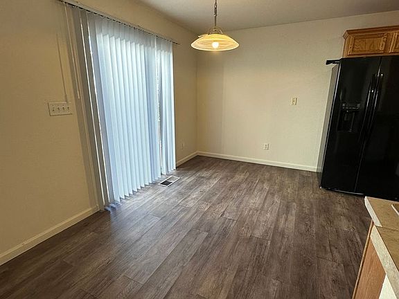 2nd image of 143 Palmer Ct Unit A