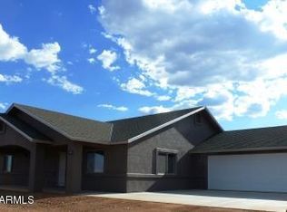 1148 S Big Bear Rd, Benson, AZ 85602