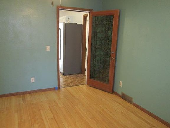 5th image of 1623 Greenwood Ave