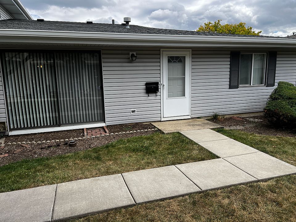 1st image of 1121 Stoughton Ct