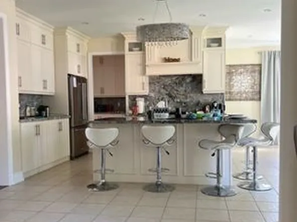 108 Sharpe Cres, New Tecumseth, ON L0G 1W0