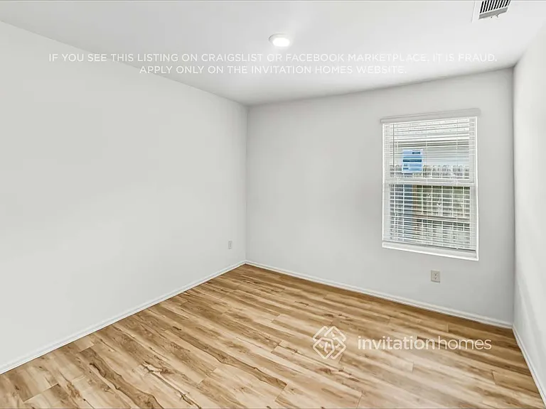 22259 Stoney Ravine Dr — Photo 14