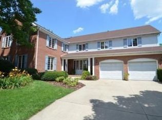 15609 Fieldcrest Ct, Granger, IN 46530