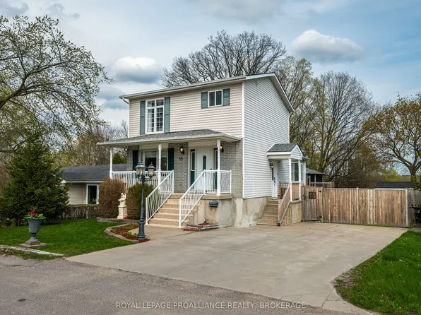 55 Shaw St, Kingston, ON K7K 4Y5