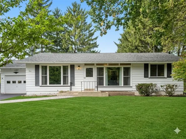 3 Ingram Dr, Rochester, NY 14624