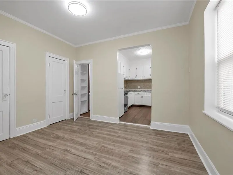 2740 Stillwell Avenue — Photo 3