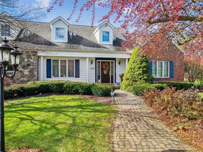 1165 Rolling Hills Dr, Howell, MI, 48843