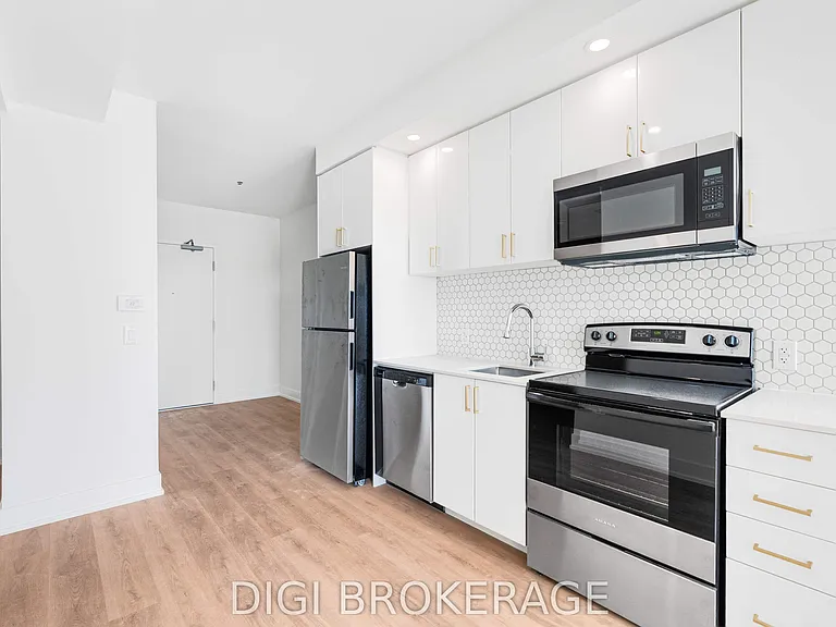 2070 Scott St #604 — Photo 12