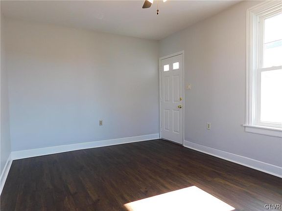 4th image of 213-215 E Penn St