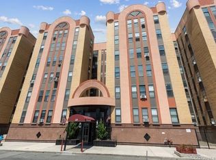 25 W Broadway #503, Long Beach, NY