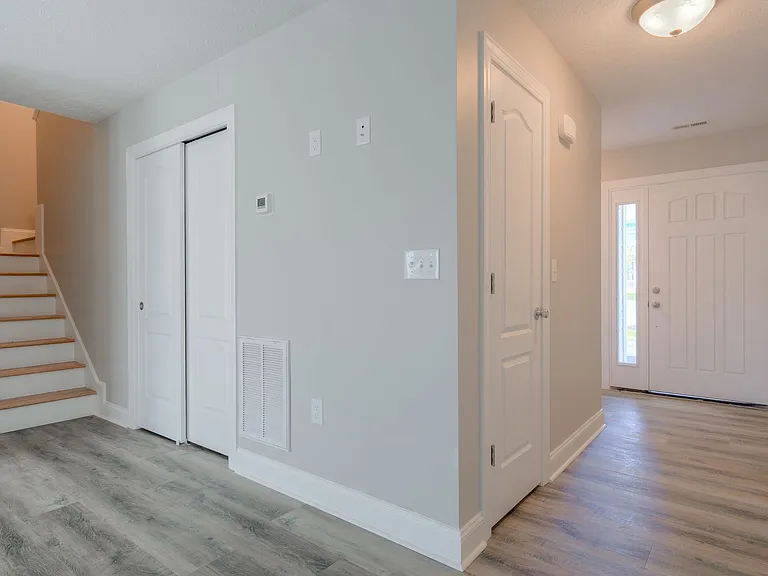1330 Providence Blvd NW — Photo 5