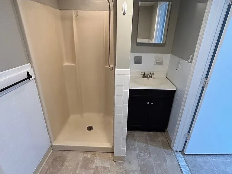 48 Port Norfolk St #1B — Photo 13