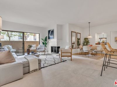 8180 Manitoba St APT 146, Playa Del Rey, CA, 90293
