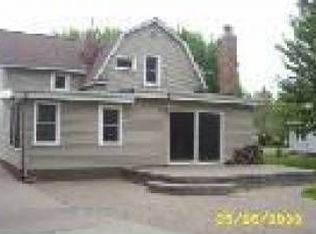 440 E 5th St, New Richmond, WI 54017