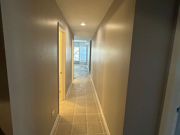 2nd image of 5334 W Madison St #5362-1