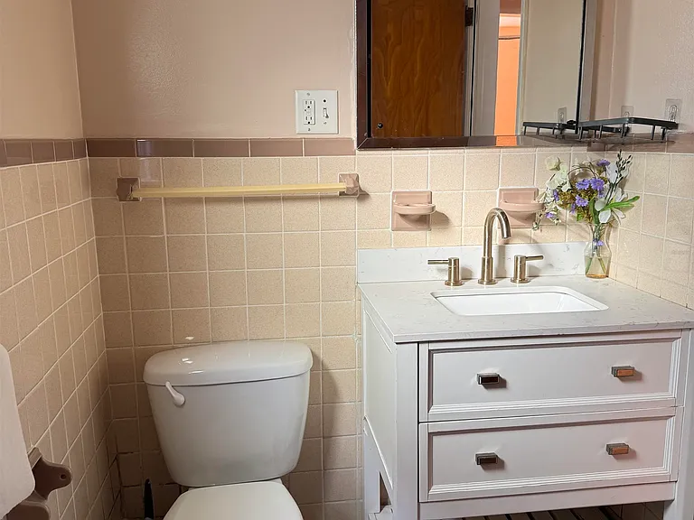 108 Evergreen St #2 — Photo 10