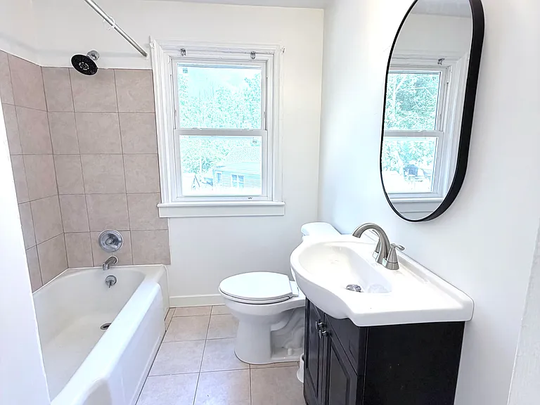 58 Barton Cir — Photo 8