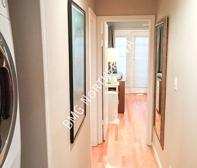 2107C N Rolfe St — Photo 5