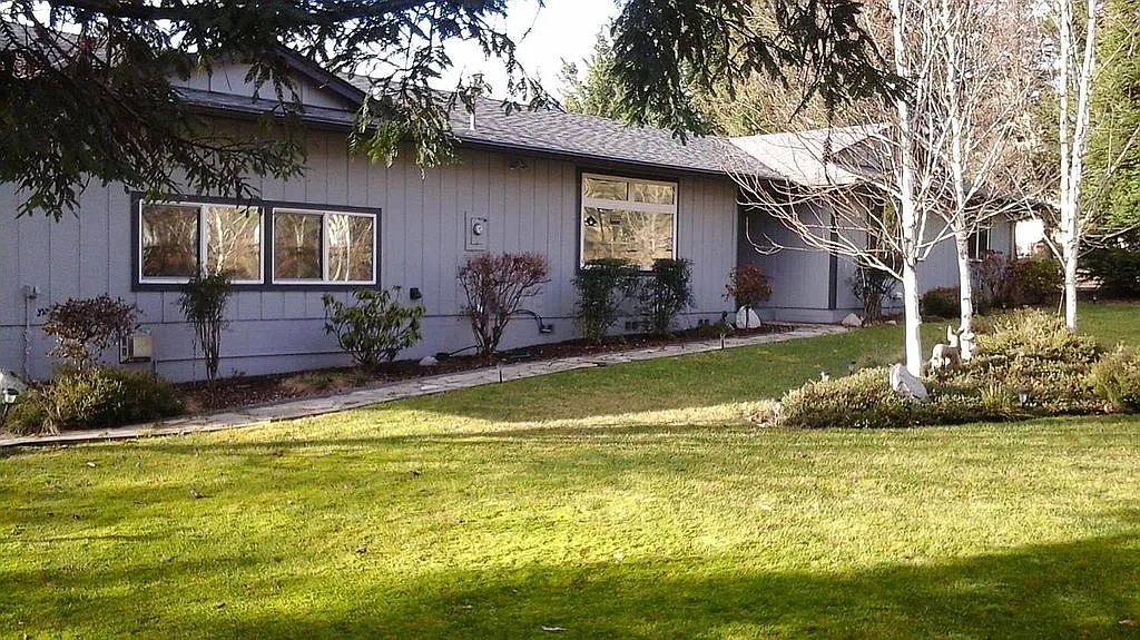 576 Soldier Creek Rd photo 1