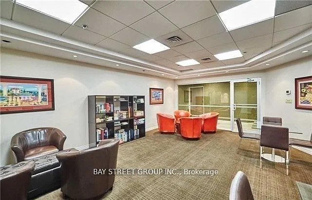 1001 Bay St #2213 — Photo 22