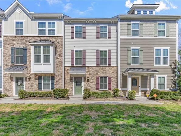 611 Brickell Chase, Chesapeake, VA 23324