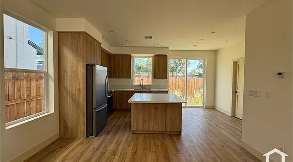 970 Olive Branch Pl — Photo 2