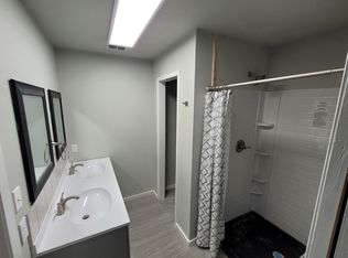 201 Ellwood St, Ropesville, TX 79358