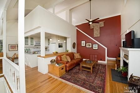 1st image of 21 Melville Ave