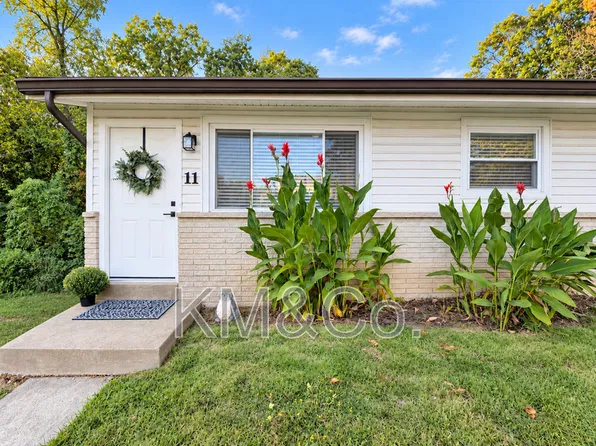 11 Branson Dr, Arnold, MO 63010