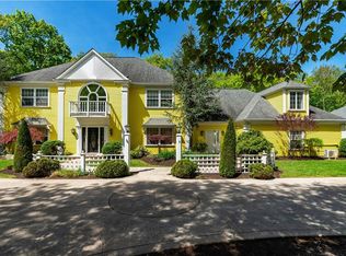 15 Justin Rd, East Greenwich, RI 02818