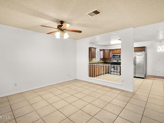 5th image of 3324 Harkis Rd