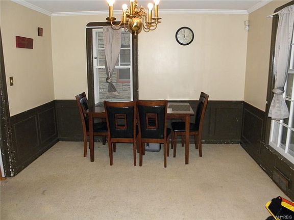 4th image of 1560 Kensington Ave