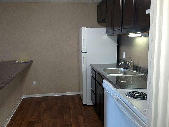 2nd image of 1156 Millpark Dr