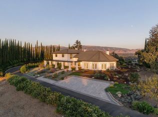 825 W San Martin Ave, San Martin, CA 95046