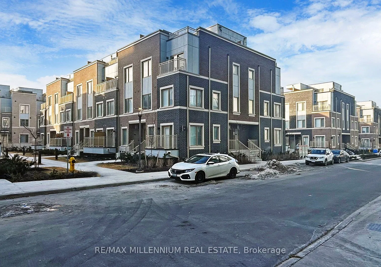 2 bed, $2,750 — Photo 1