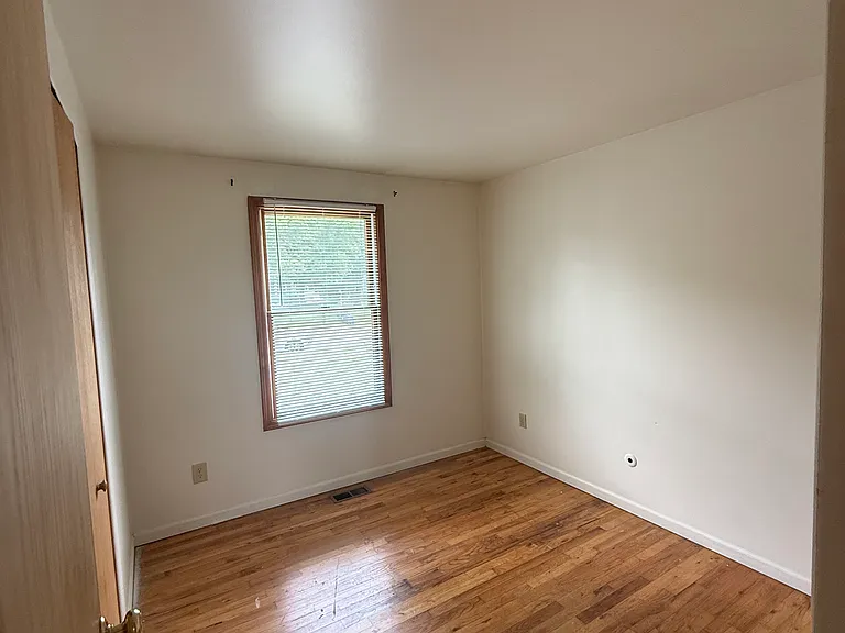 7 Trowbridge Ct — Photo 9