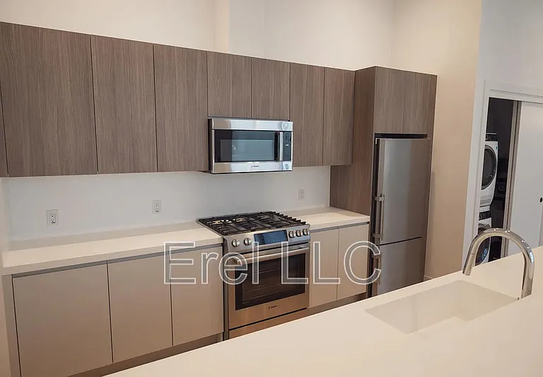 2747 San Pablo Ave #B — Photo 4