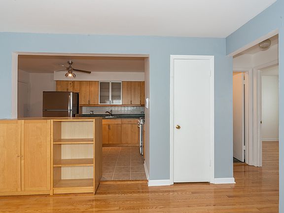 5th image of 4205 Kolze Ave APT 2B