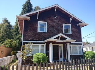 9207 47th Ave SW, Seattle, WA 98136