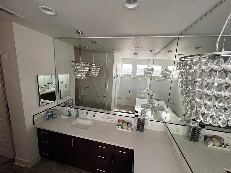 8365 Distinctive Dr — Photo 9