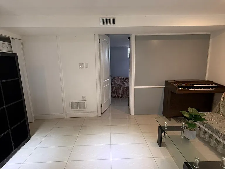 430 Balkan Rd #BASEMENT — Photo 10