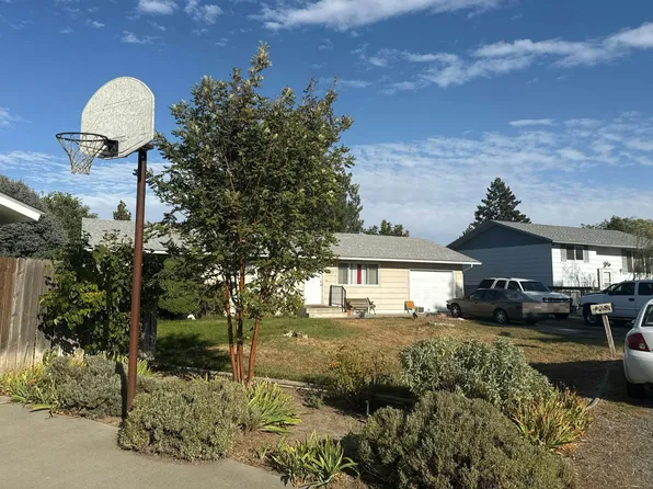 6022 W Okanogan Loop, Kennewick, WA 99336