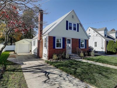 21 Community Dr, Cranston, RI, 02905